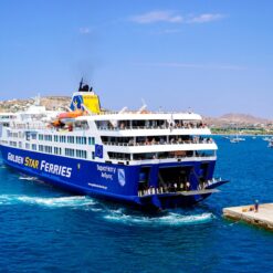 Greek Island Hopping with Kids - Photo by Oliver LOK
