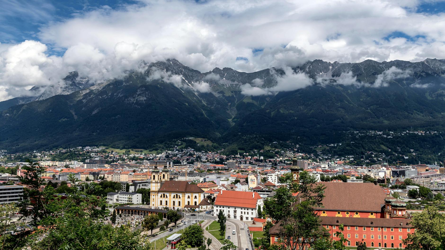 Innsbruck travel guide - Photo by Wolfgang Weiser via Pexels