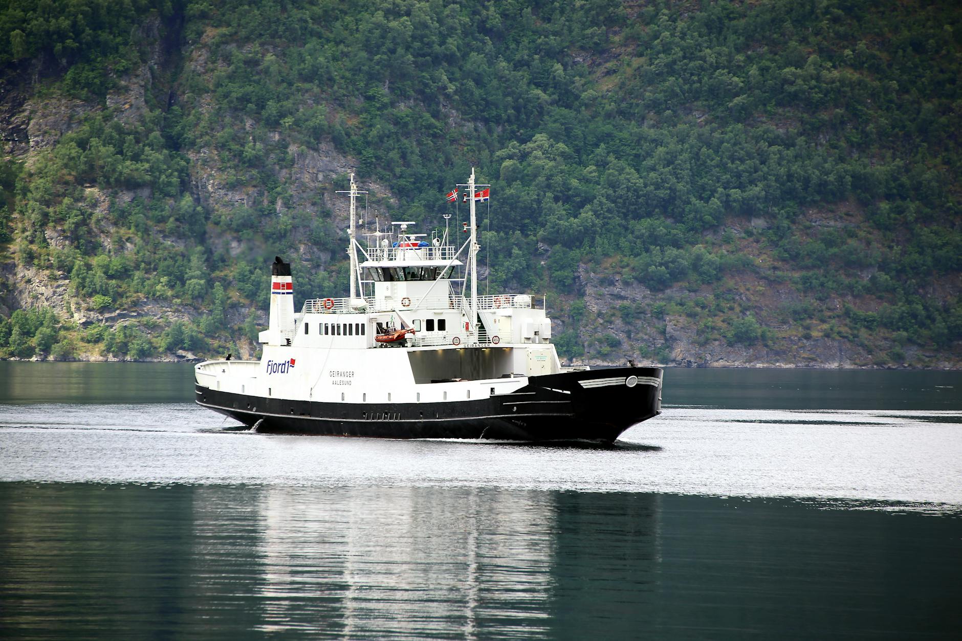 Norwegian Fjords Family Cruise - Photo by Mark KΓΆnig